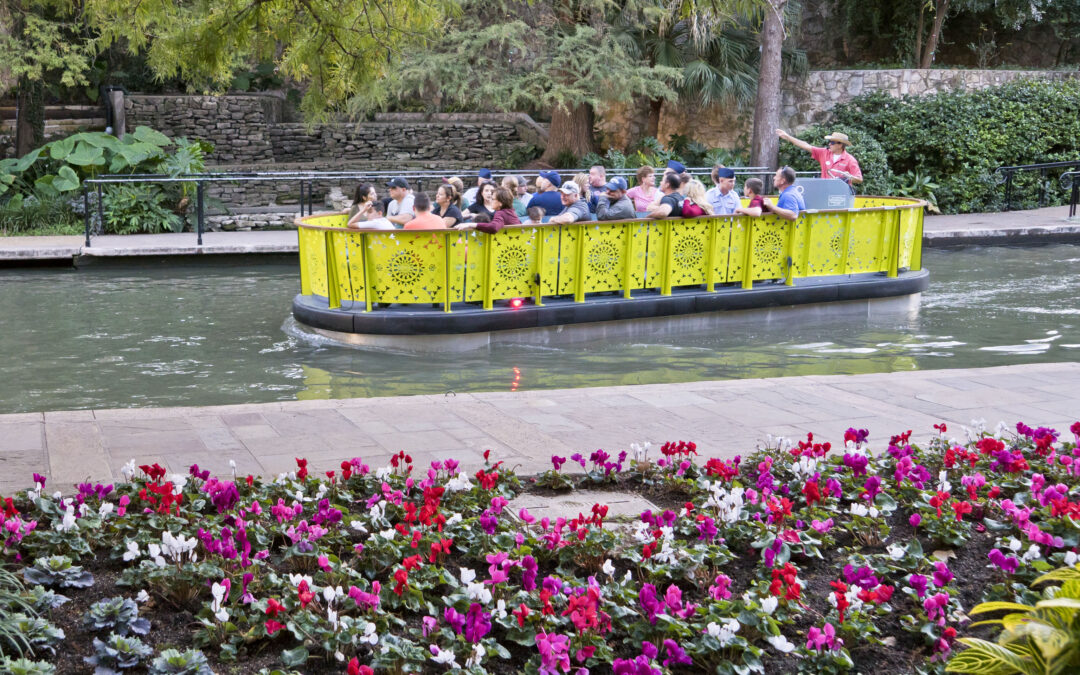 Cruise the Heart of San Antonio